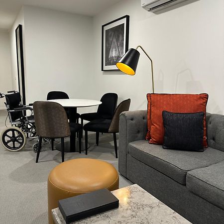 Deco Hotel Canberra Esterno foto